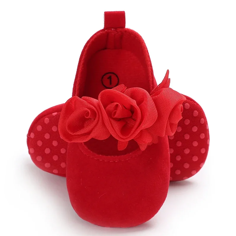 Baby Shoes Cute Baby Sweet Princess Style 0-1 Year Old Non slip Fabric Sole Newborn Red Holiday Walking Shoes 2025 New Ins Super 5