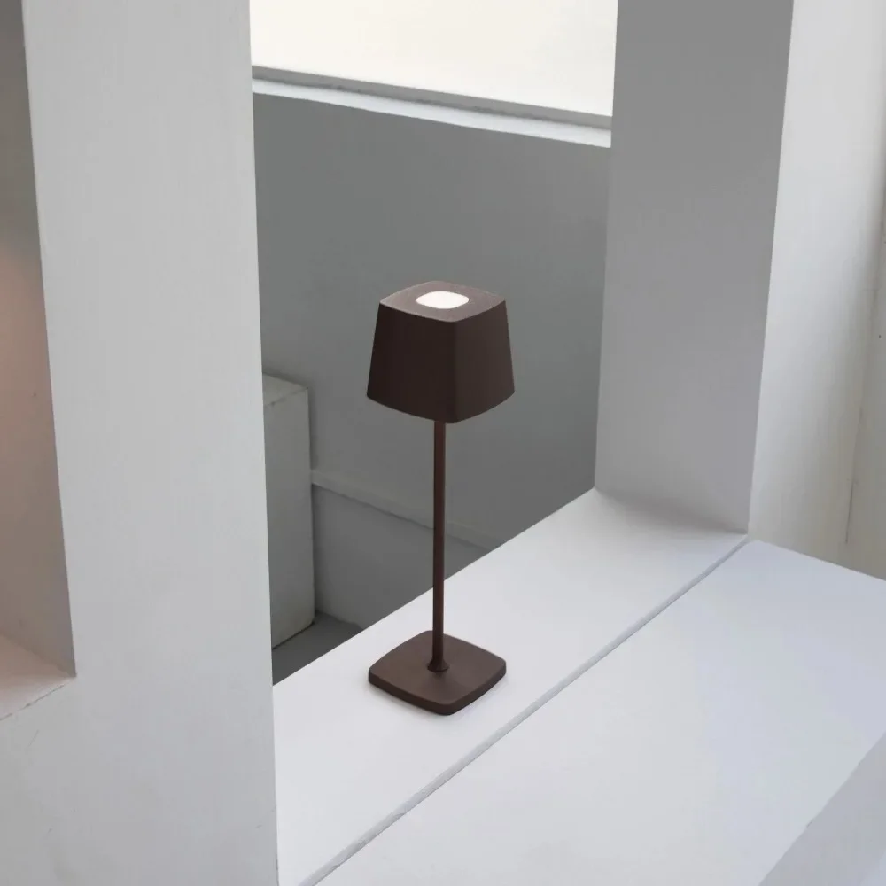Modern Rechargeable Cordless Table Lamp in Bedroom USB Lighting Bar Hotel Restaurant Cordless Table Lamp Acrylic Decoration
