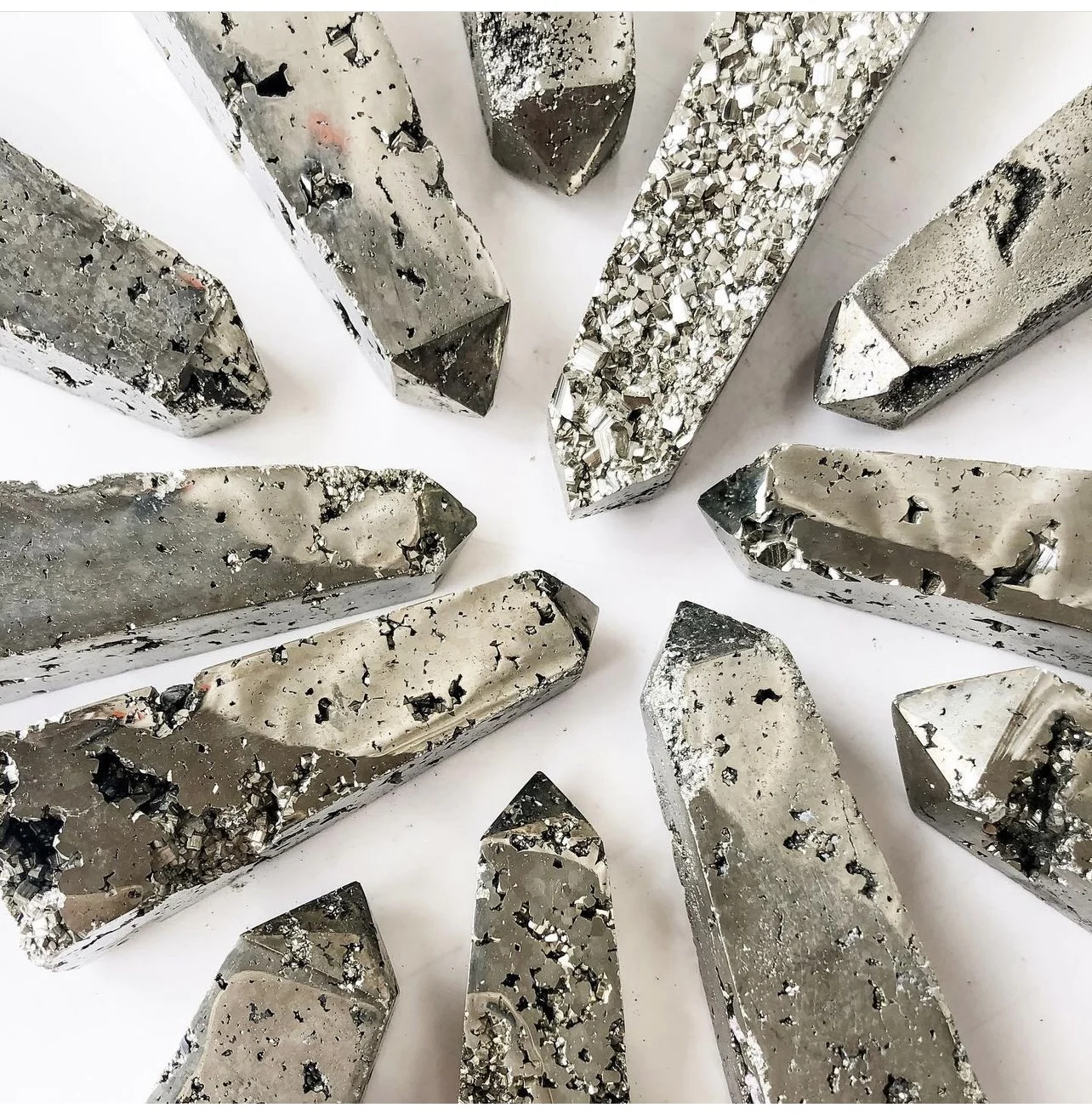 Natural Pyrite Point Crystal Healing Chalcopyrite Towers Energy Stone Reiki Obelisk Crystal Wand For Home Decor 4