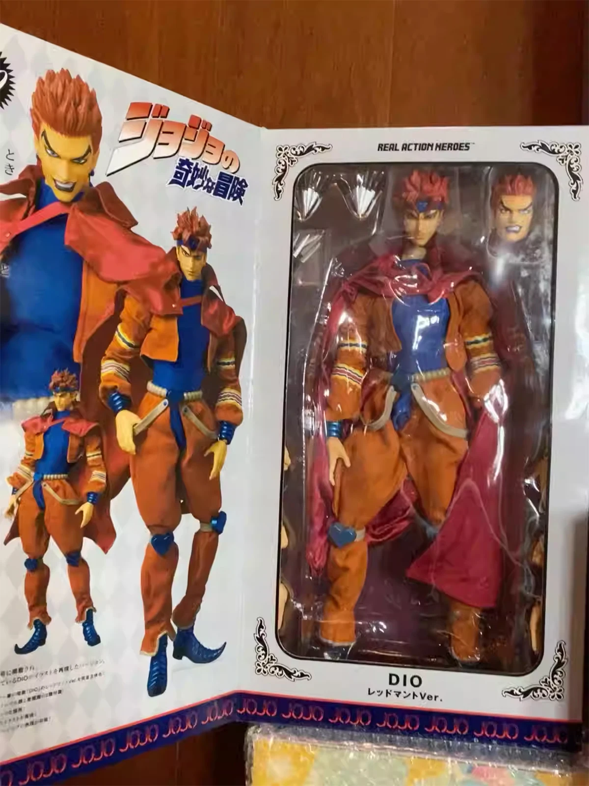 ✴︎ジョジョ　DIO レッドマントver  RAH フィギュア Amazon.co.jp: RAH リアルアクションヒーローズ No.559 RAH DIO