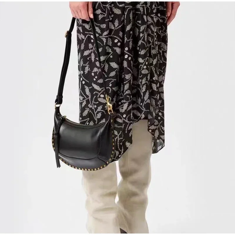 Golden Rivet Crescent Bag With High Quality Cowhide Fashion Casual Luxury Single Shoulder Bag Dark Brown Crossbody Bag