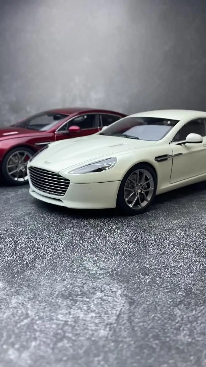 AUTOart アストンマーチン Rapide S ホワイト 1:18 AUTOart New Aston Martin Rapide S - Stratus White