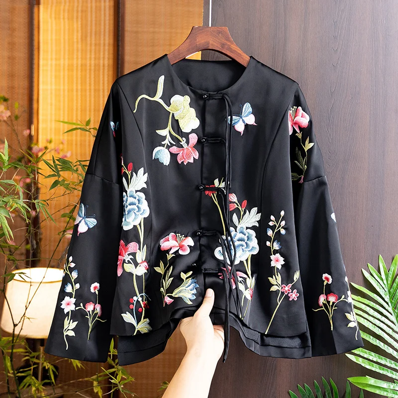 

Chinese Style O-Neck Single Breasted +Tassels Jacket Women's Spring New Retro Embroidery Long-Sleeved Loose Lady Top S-XXL