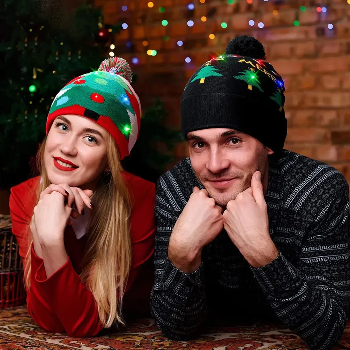 LED Christmas Knitted Hat Light Up Xmas Beanie Cap Unisex Winter Beanie Sweater Hat with Colorful LEDs for Christmas New Year