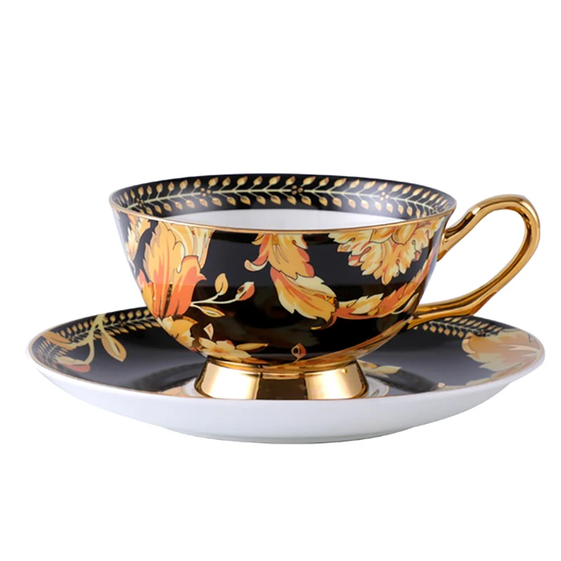 

Retro Nordic Coffee Cups Set with Saucer Bone China Coffee Mug Luxury Espresso Cups Creative Tea Cup Porcelain Tableware Gifts