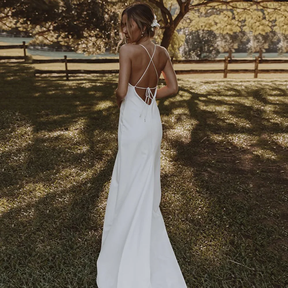 Customized Spaghetti Straps Wedding Dresses V Neck Mermaid Bridal Gown Side Slit Criss Cross Back Beach 2023 Vestidos De Novia 2