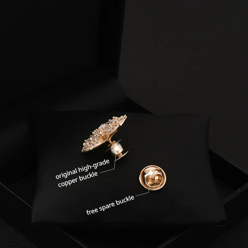 Original Design Exquisite Brooch Fixed Clothes Small Flower Pin Snowflake Shining Crystal Corsage Accessories Women Jewelry 6030