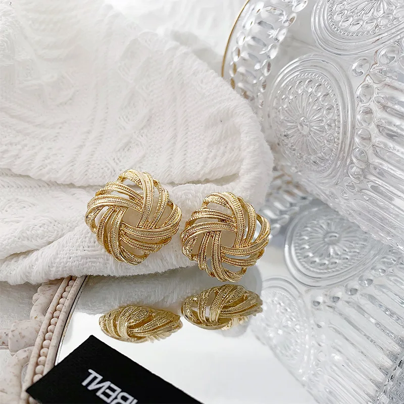 Metal Geometry Earrings No Hole Ear Clips Gold Color Stripe Clip Earring Without Piercing Minimalist Earrings Jewelry CEk730 ear clip earrings,clip earrings,ear clip
