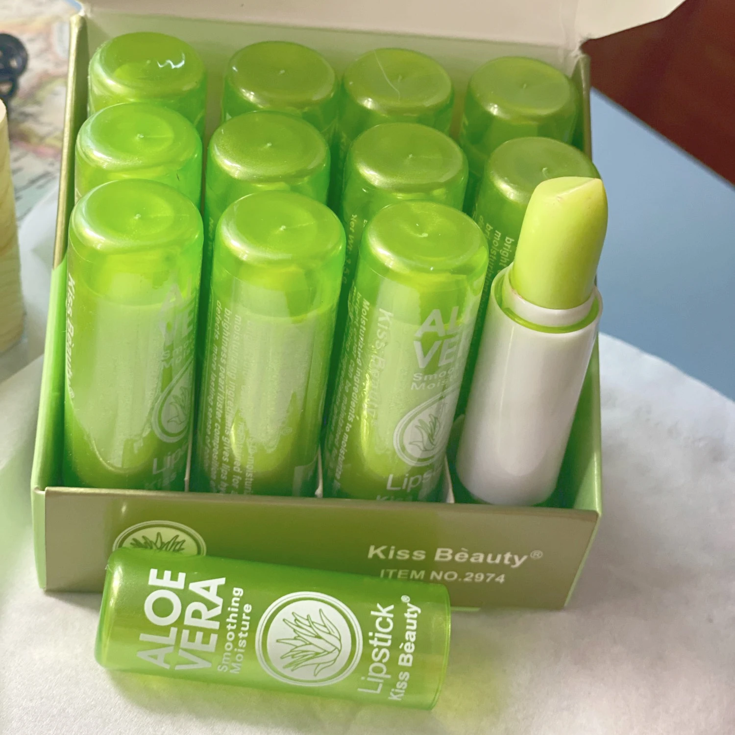 Aloe vera lipstick lip tint Color Changing Tinted Lip Balm Moisturizing Long Lasting 12 pcs/set lip balm natural plant lip balm color changing lipstick
