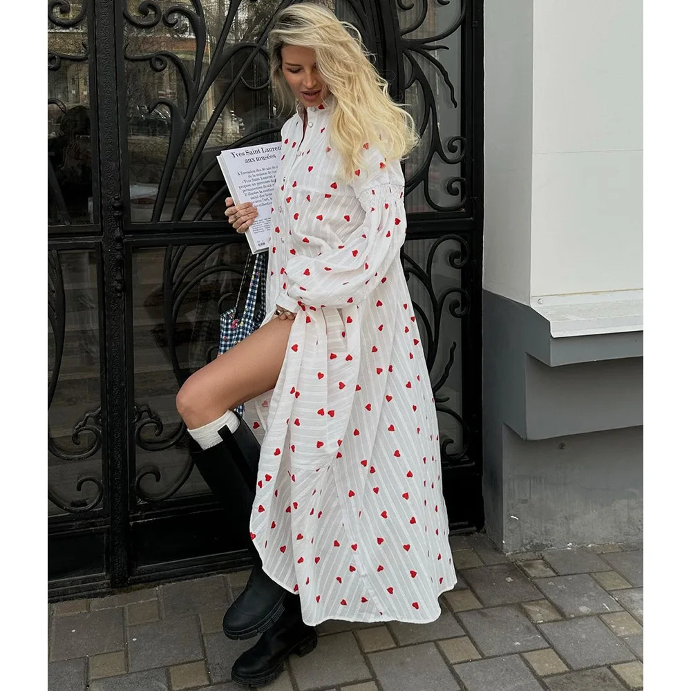 

Женское жаккардовое платье с длинным рукавом, свободное белое ТРАПЕЦИЕВИДНОЕ ПЛАТЬЕ из хлопка с принтом сердечек, модель 2023 на лето