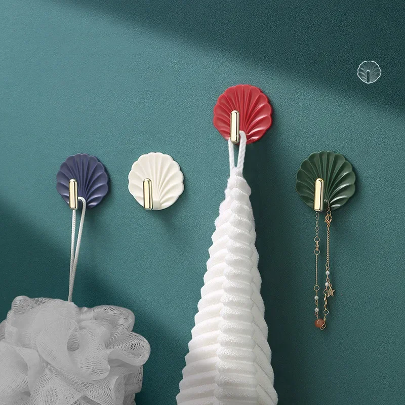 

4 Pcs New Shell Shape Punch-free Traceless Wall Hanging Hook Kitchen Self-adhesive Wall-mounted Sticky Hook Bathroom Organizer