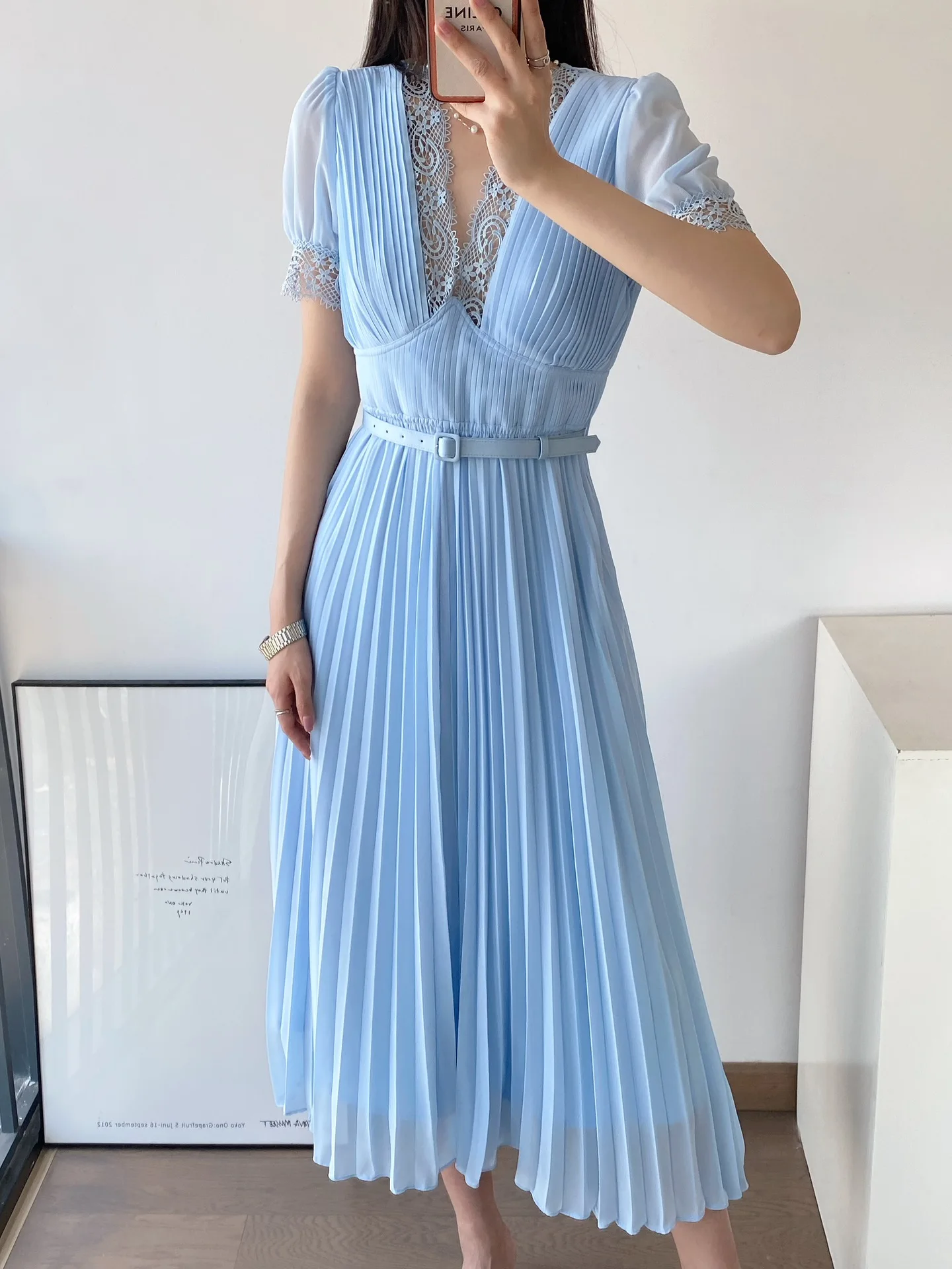 

2023 Autumn/Winter Fashion New Women's Clothing Embroidered Pleated Dress 0905