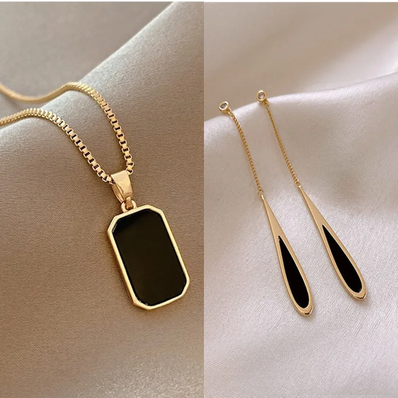 

Длинные серьги-подвески из нержавеющей стали с черной кисточкой, новинка 2023, модное роскошное ожерелье с подвеской для женщин, характерные ювелирные изделия