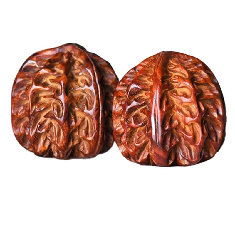 

2PCS Small Leaf Red Sandalwood Old Material Carved Walnut Health Care Golfer Play Piece Pendant Handicraft Durable