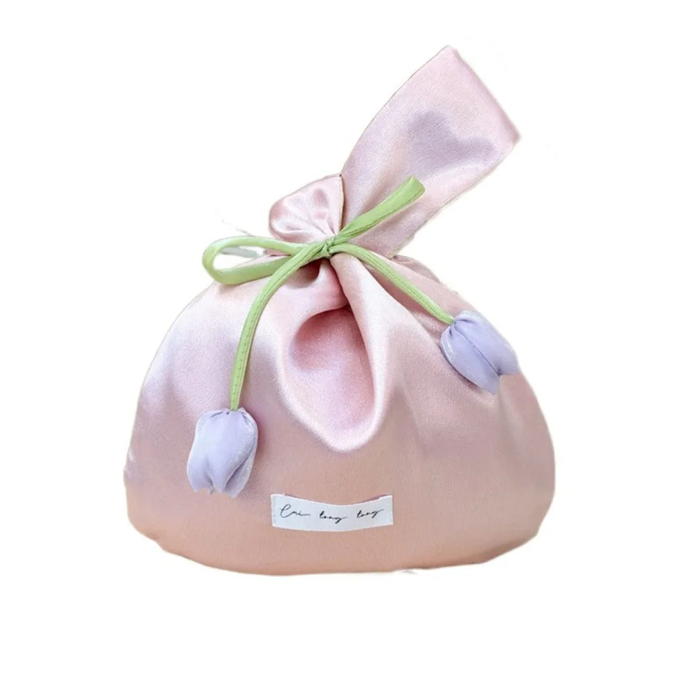 Vest Shape Tulip Wrist Bag Tope Handle Silk cloth Wedding Beauty Bag Large Capacity New Chinese Style Goddess Day Gift Bag Party 12