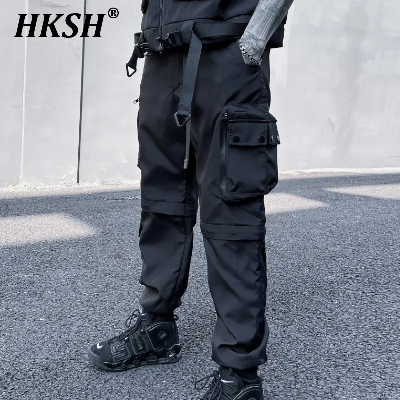 

HKSH Spring New Functional Cargo Pants Men's Dark Techwear Chic Overalls Fashion Loose Leggings High Street Tide Trousers HK0710