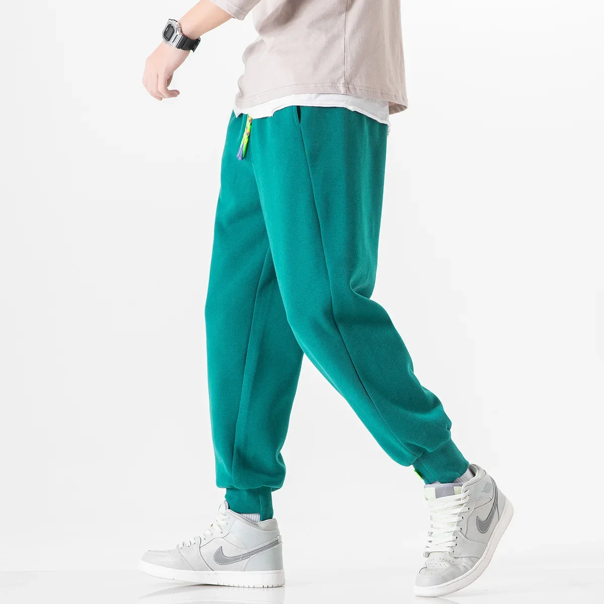 Slide image a4e7209ee8154080a36bed802219c6a1