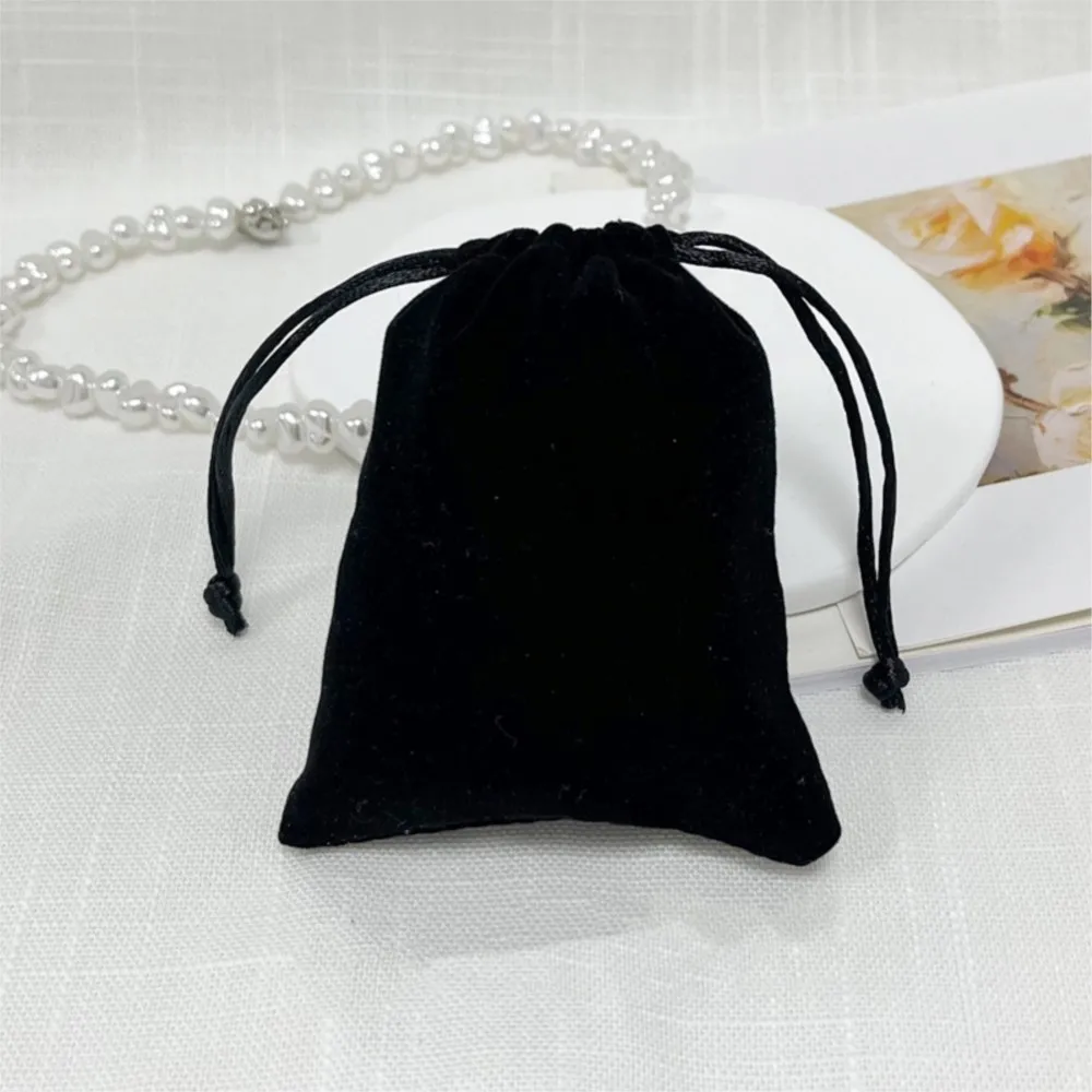 10 Teile/los Kleine Schwarze Samt Taschen 7x9 9x12cm Charms Ohrringe Schmuck Verpackung Beutel Hochzeit Kordelzug Samt beutel Geschenk Tasche