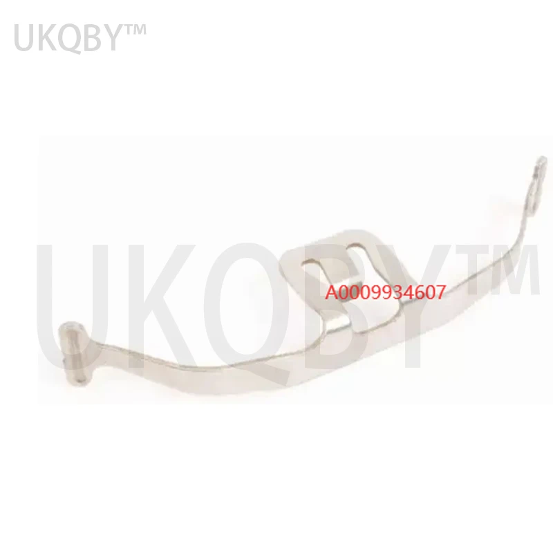 Wheel arch fixing bracket base clip A0009934707 A0014212391 A0009937807 A0009934607 A0004219991