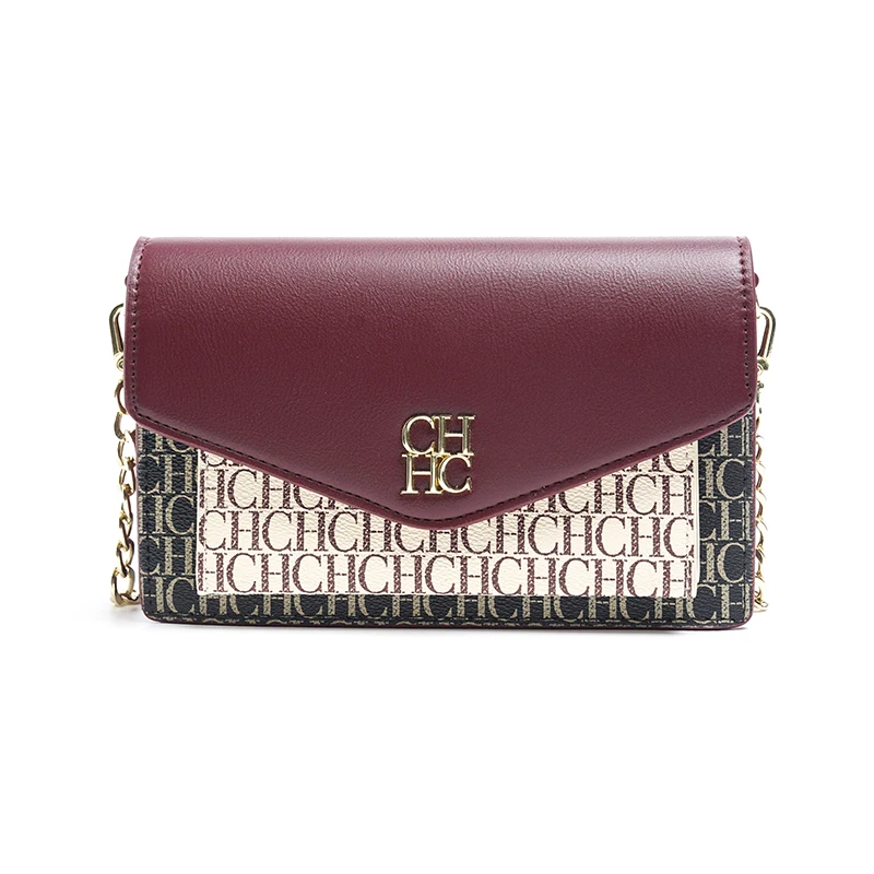 حقيبة كروس نسائية من CH بتصميم مطبوع عليه حروف أني...