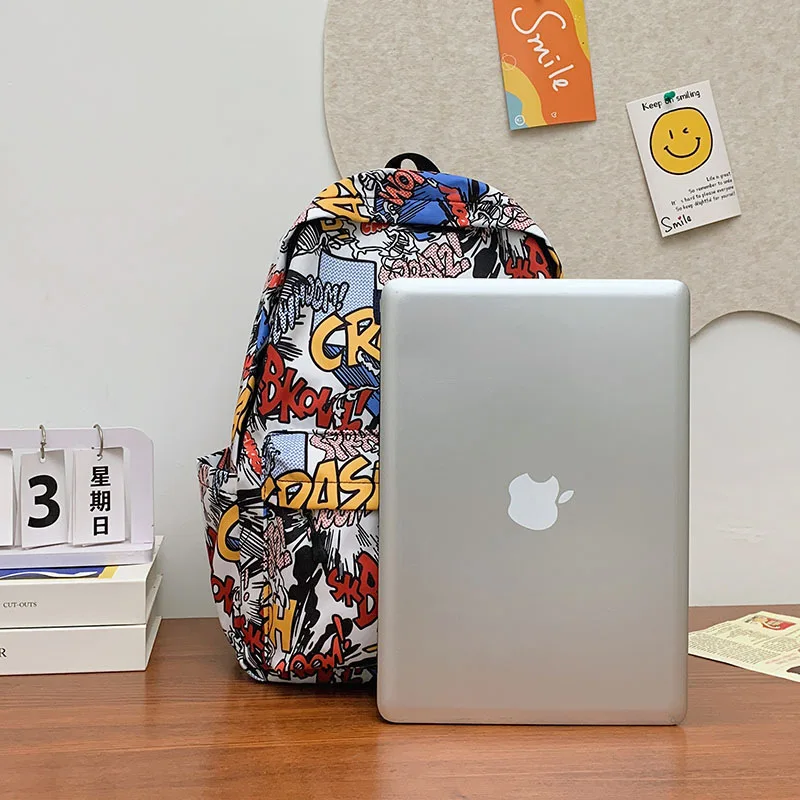 Zaino Graffiti alla moda per studenti - immagine 4