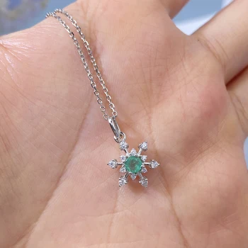 Trendy Snowflake Pendants 100% 925 Sterling Silver Jewelry Women Natural Emerald Necklaces Clavicle Chain Party Jewel Gifts