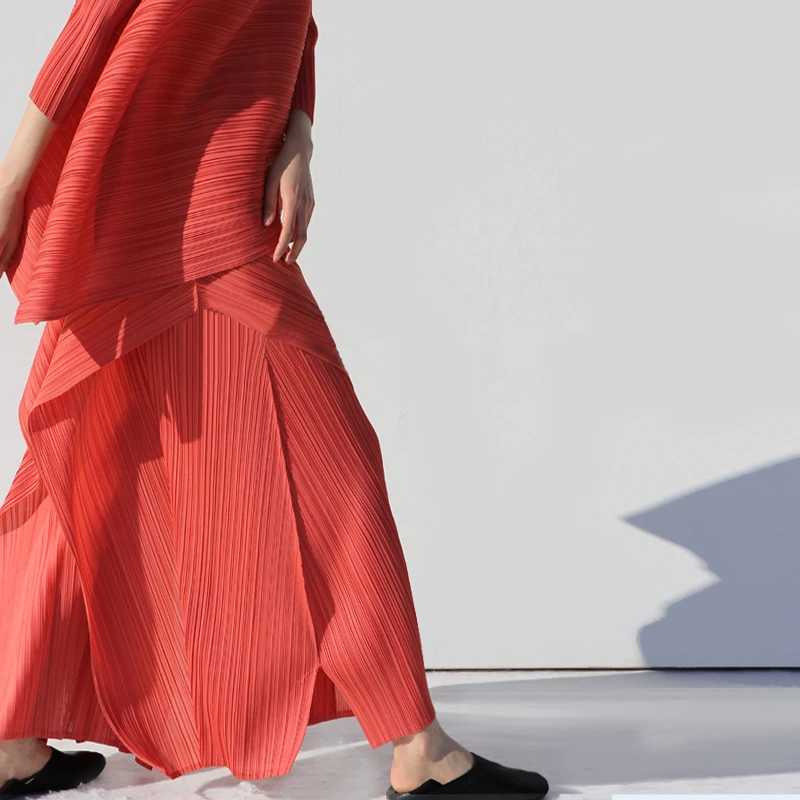 Miyake Pleated Women Two Piece Sets 2023 Summer Long Sleeve T-shirt Tops Ladies Loose Pants Original Designer Causal Clothes 3