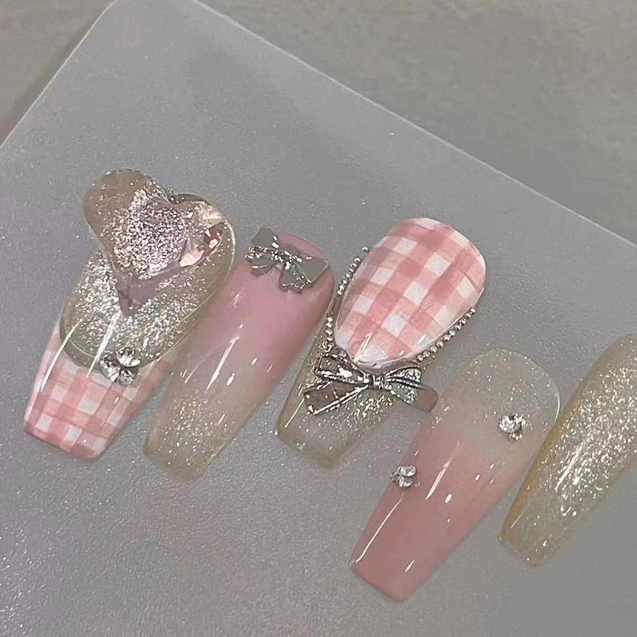 

Handmade Cute French Tip Press on Nails Nude Pink Grid Bow Artificial Fake Nail Long Coffin Tips Wear Art Nails