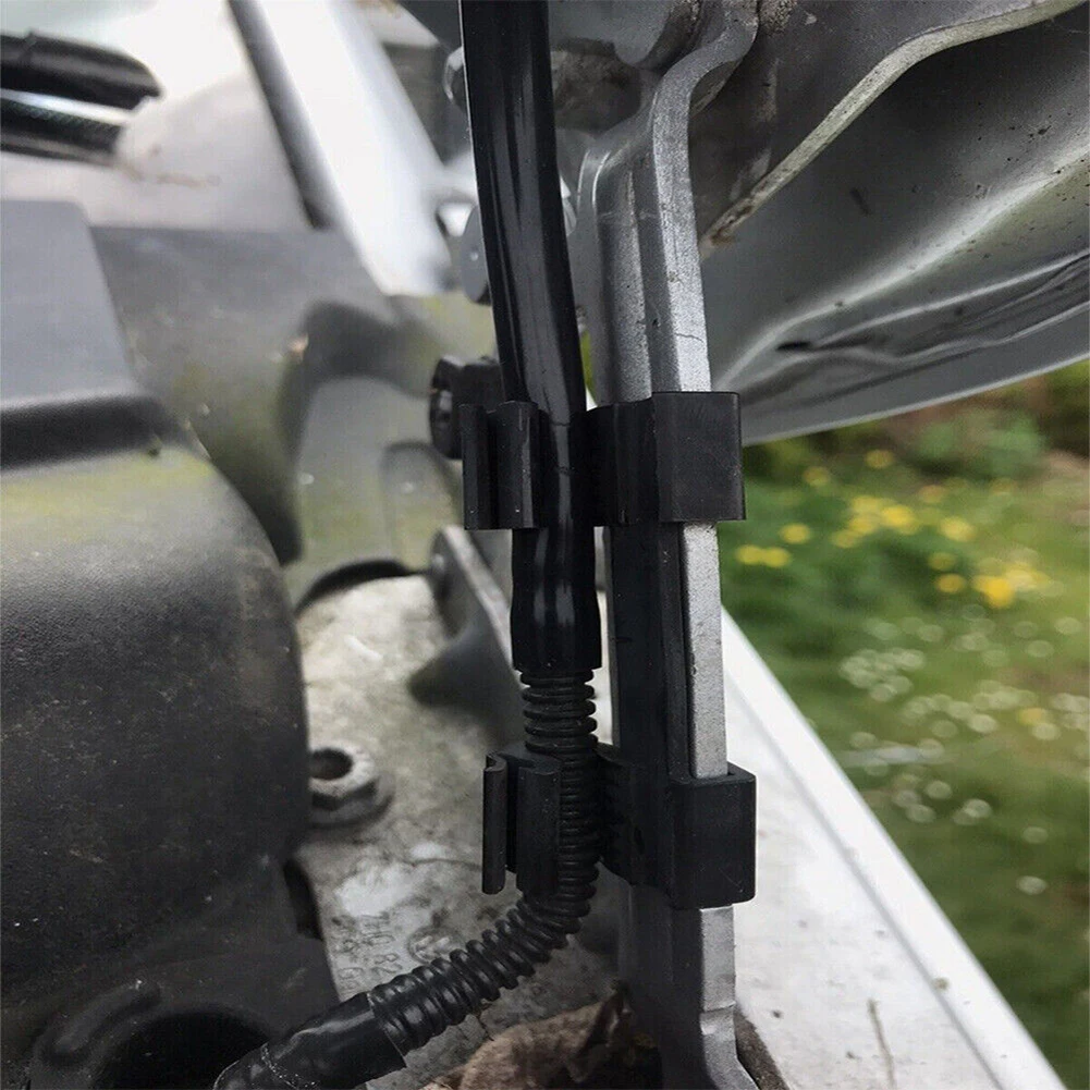 Kit Riparazione Tubo Lavavetri Auto - 4m Tubo + 30 Connettori, Universale