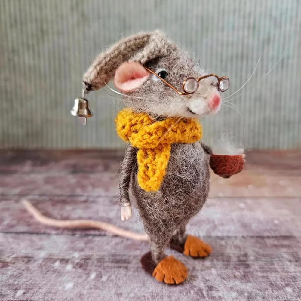 Ornament Crafts Resin Crafts Miniature Figurines DIY Handmade Needle Felted Mouse Doll Kit Wool Felted Mouse Material Pack Needle Felting Mice Doll Art Christmas Decor