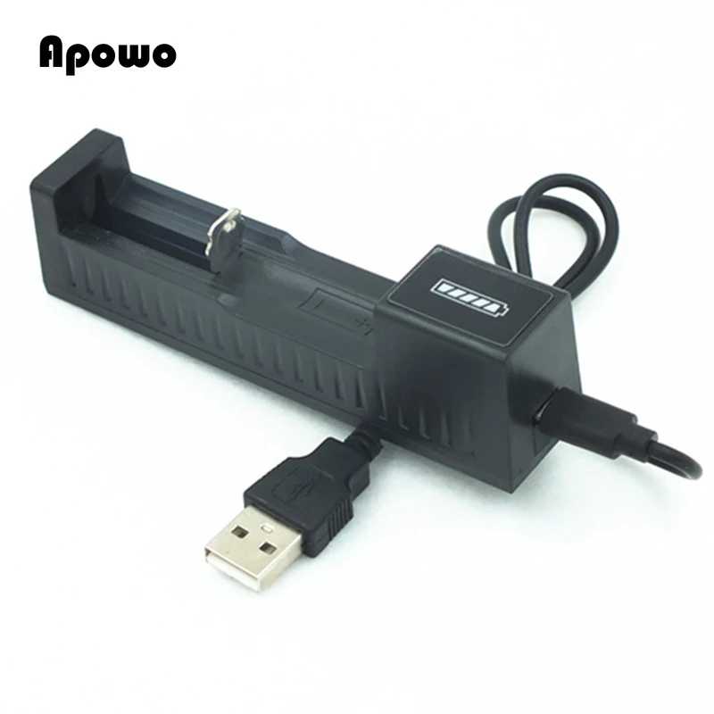 Universal 18650 Battery Charger Smart USB ing for Rechargeable Lithium Li-ion 26650 14500 17670