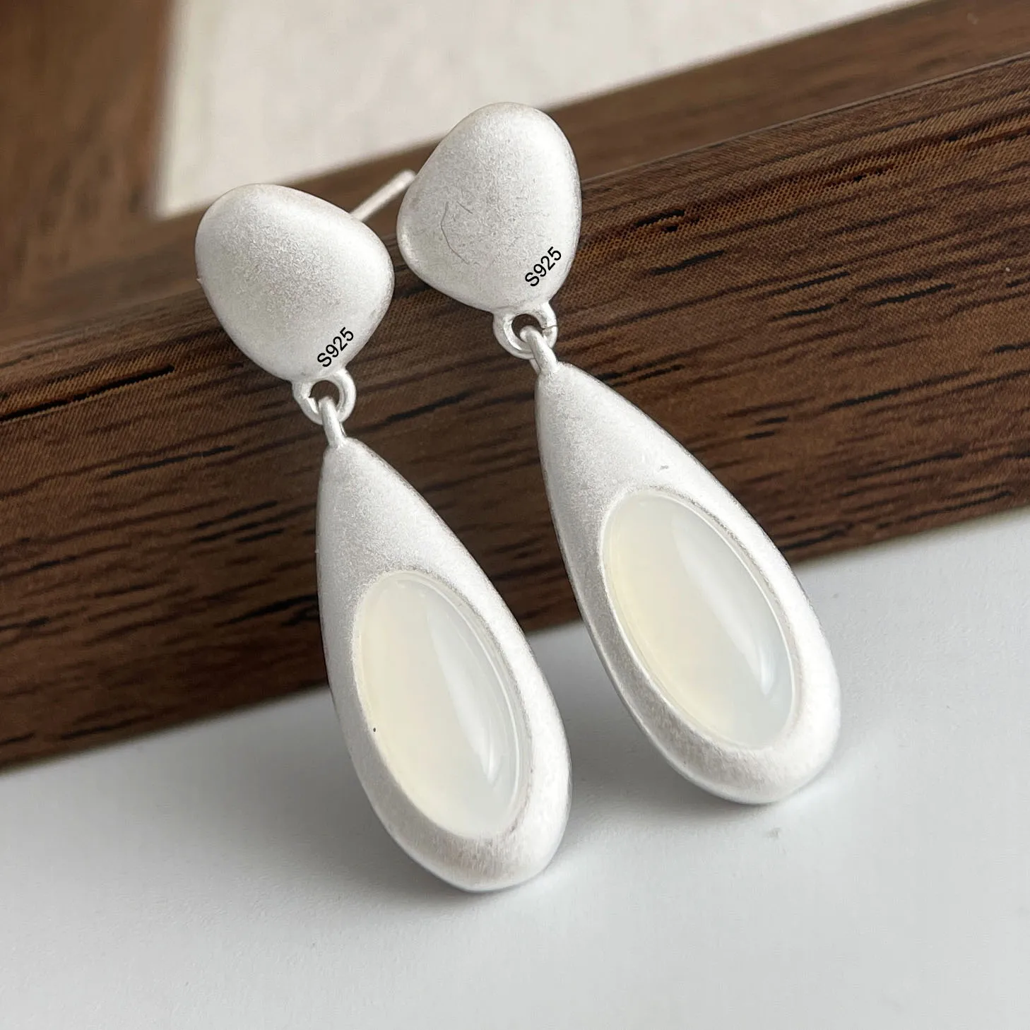 White Color Victorian 925 Silver Earrings - VCSL925-EAR17 main image 0
