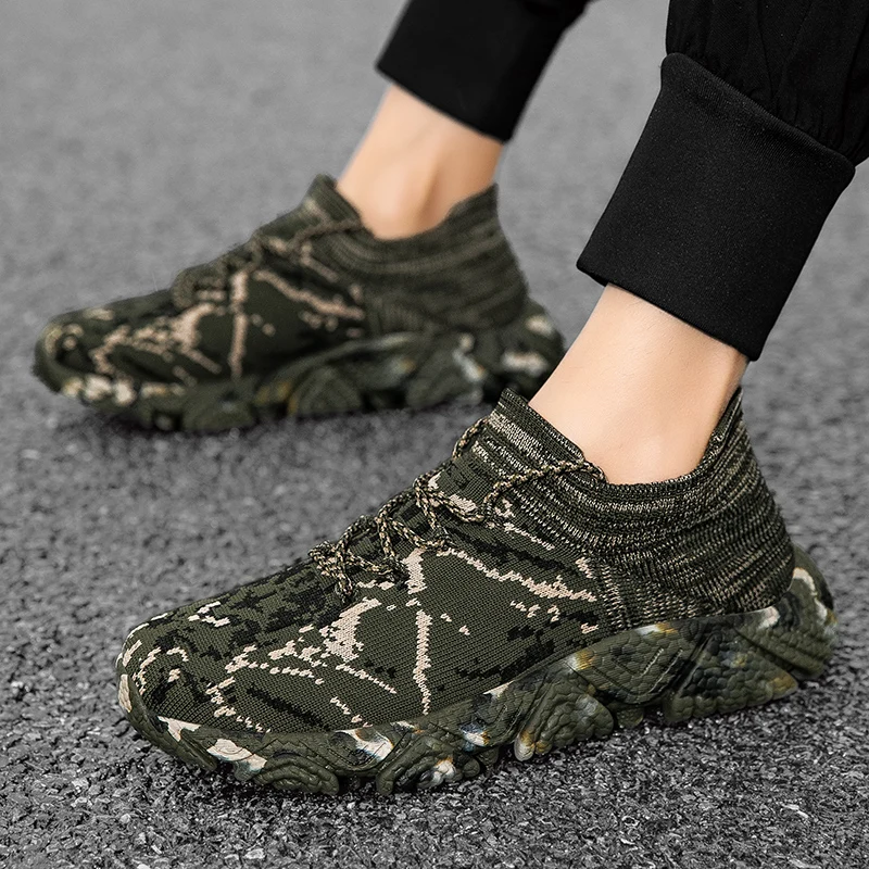 Men Sneakers Camouflage Low Top Casual Shoes Outdoor Breathable Travel Shoes Lace Up Army Green Mesh Sock Shoes Plus Size 39-45