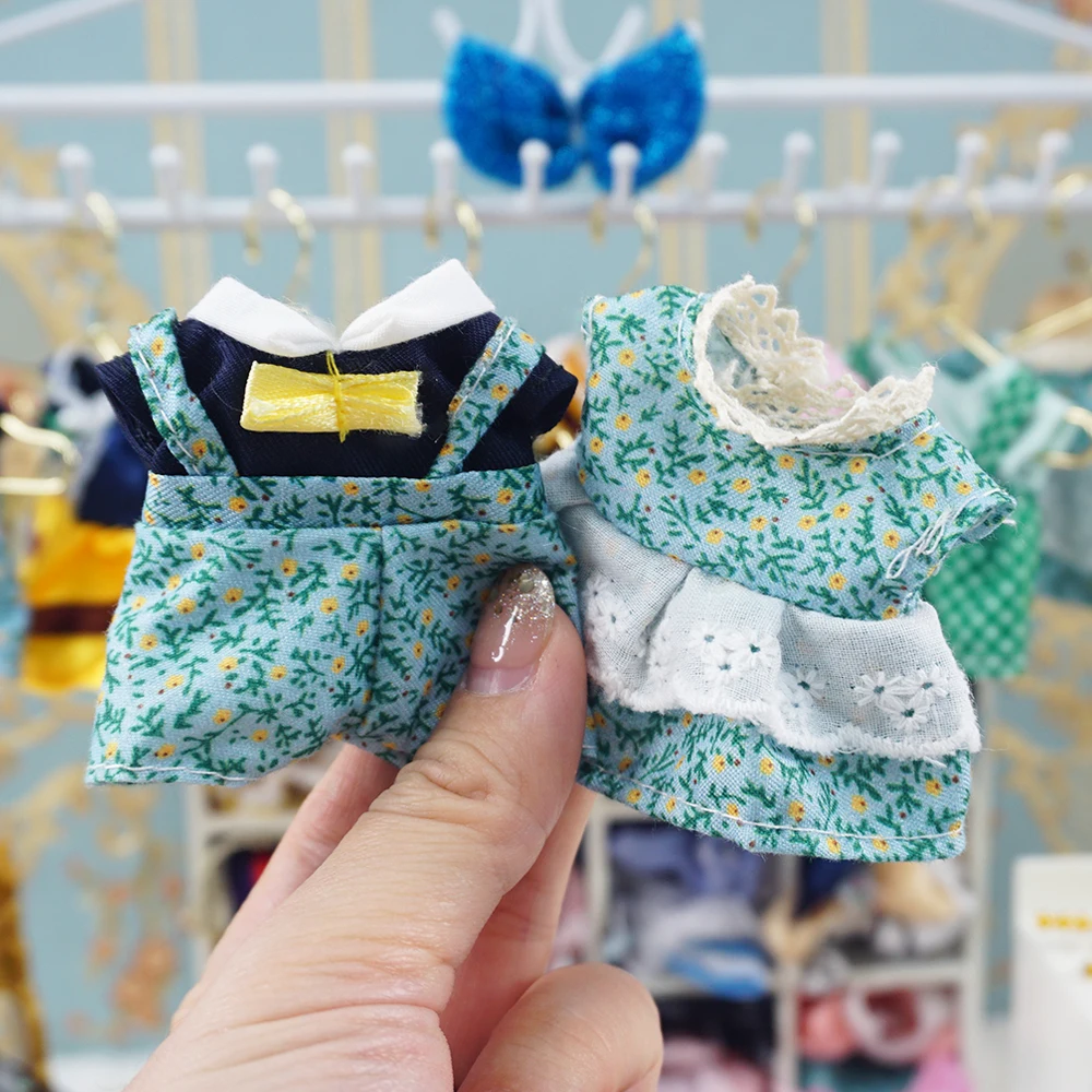 Dollhouse Accessories: Fashionable Forest Animal Family Clothing Set