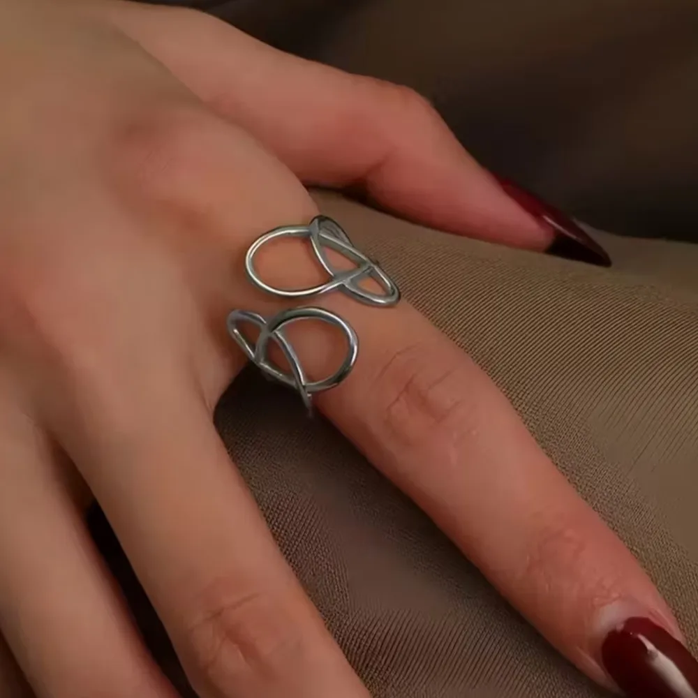 Geometric Hollow Out Stainless Steel Adjustable Ring for Women Elegant Personalized 18K Gold Plated Rings Jewelry Gifts