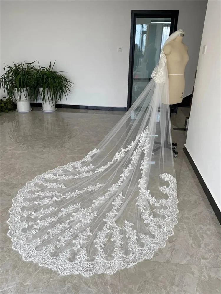 Bridal Veil 3M 4M 5M 2 Layers Wedding Veils Cover Face Lace Appliqued With Comb for Bride Cathedral Wedding Accessories