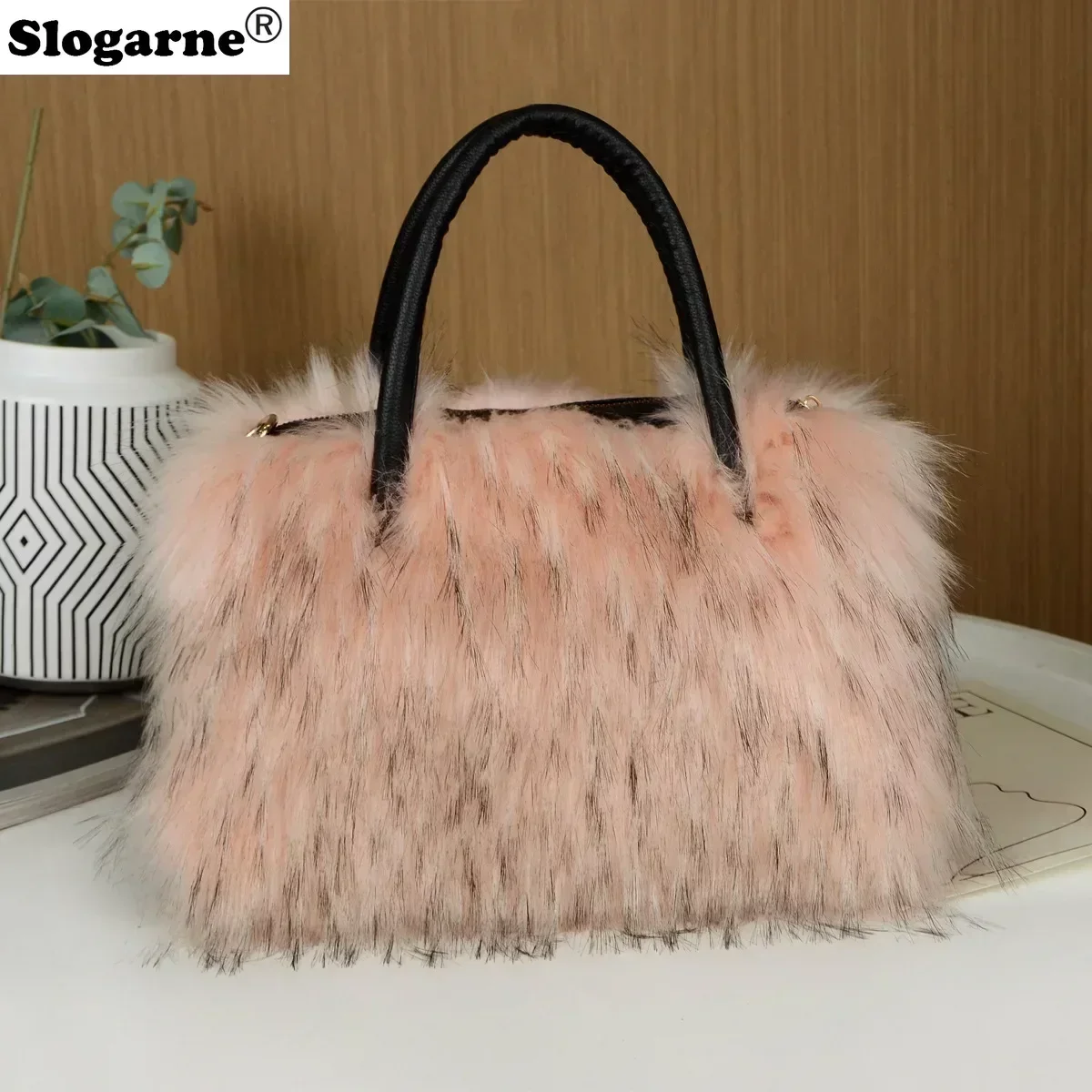 2024 New Raccoon Fur Bags Women Fashion Portable Faux Fur Handbags Winter Soft Warm Bag Girls Fluffy Large Capacity Tote Purse 5