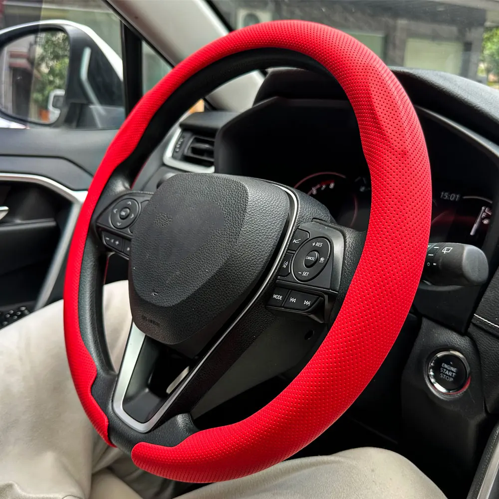 Coprivolante Universale in Pelle Traspirante Antiscivolo, Misura 36-38cm, Protezione per Volante Auto, Accessori Auto Adatti - Image 3