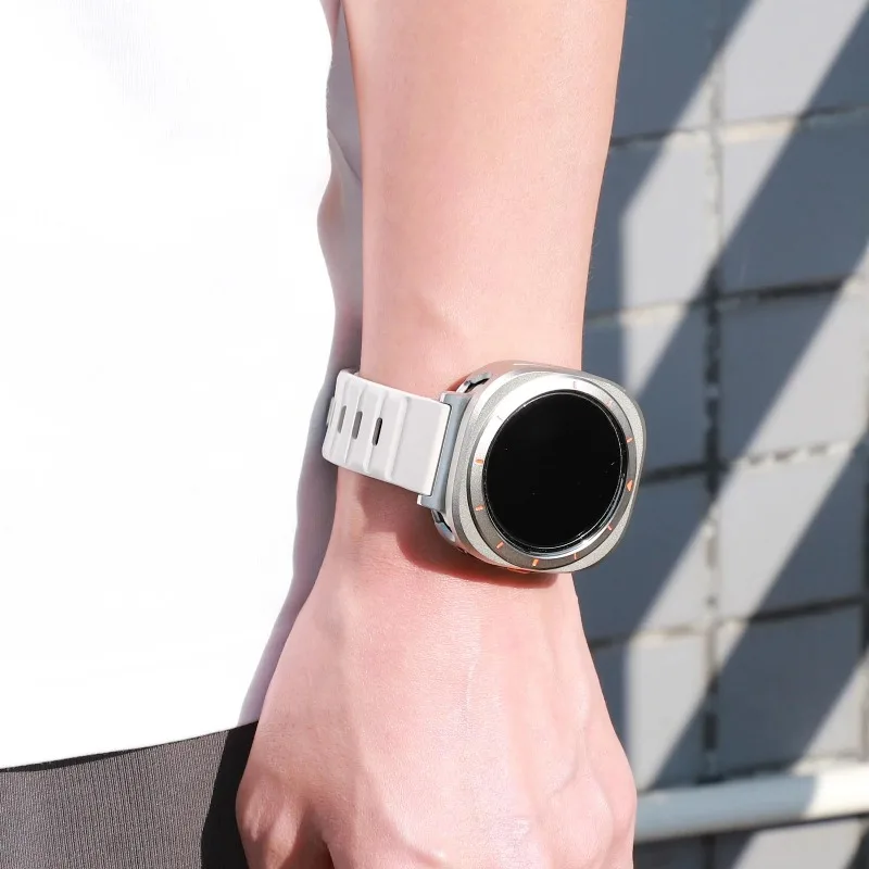 Aluminum Alloy Protective Watch Cover with Screen Protector Accessory