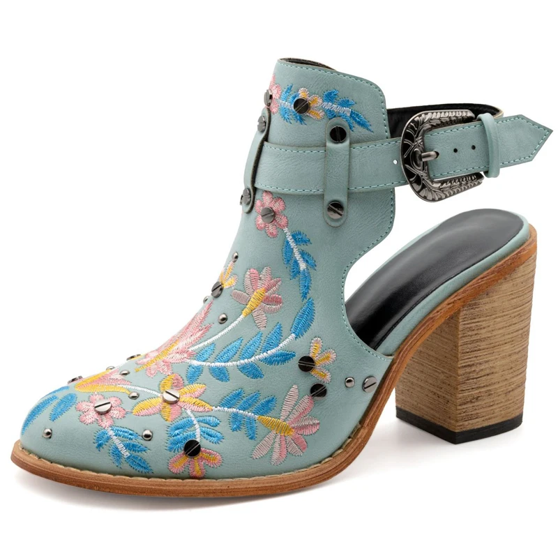 

Europe America Retro Rivet Sandals for Women Ladies Embroider Floral Wrap Toe Thick with High Heels 8.5cm Rubber Shoe Sole