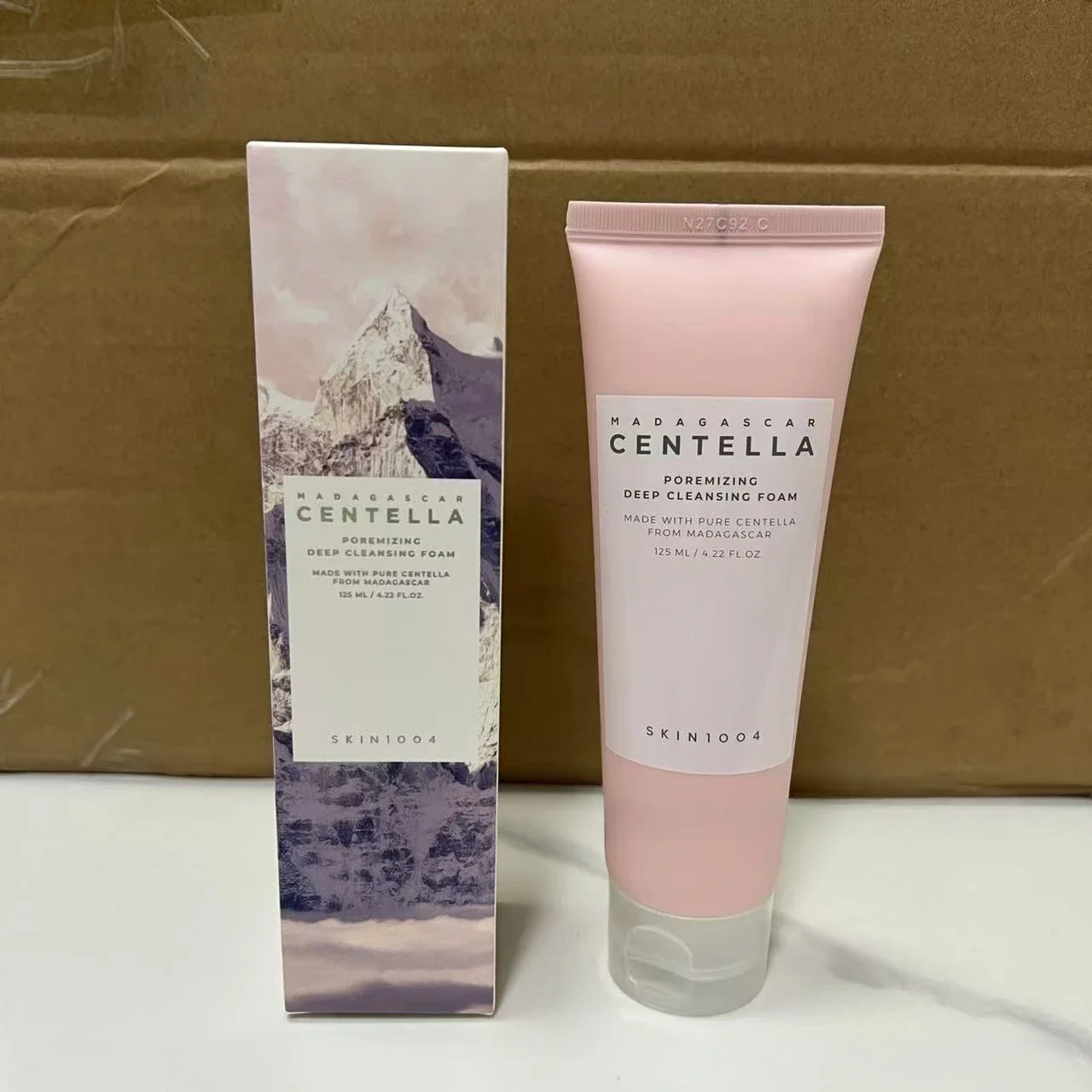 SKIN1004 Himalaya Powder Salt Refreshing Facial Cleanser Deep Cleansing Centella Ashesia Cleanser 125ml 4