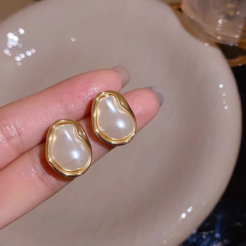 Geometric Irregular Round Pearl Earrings for Women Unusual Irregular Gold Color Metal Side Earrings Boho Trendy Jewelry - detail 21
