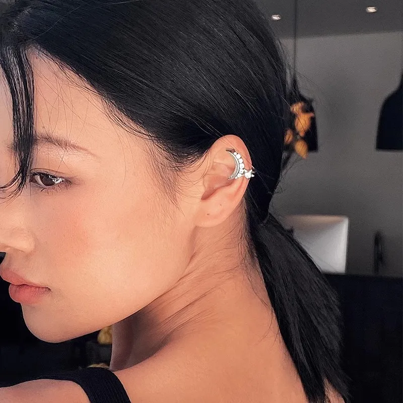 Shining Zircon Star Moon Earbone Clip Women's Light Luxury Exquisite Niche High End Fashion Earrings