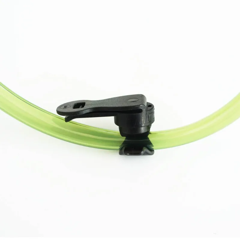 Outdoor Magnetic Tube Clip Water Bladder Hose Clip for Cycling Running Water Bag Sport Hydration Bladder Magnetic Hose Holder