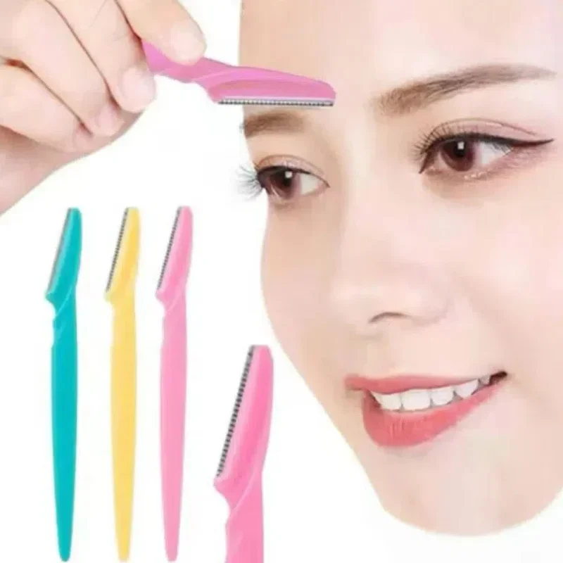 Sharp Scissors Eyebrow Trimmer Tool Makeup Grooming Tool Loose Packaging Eyebrow Razor Sharp Safe Efficient 2