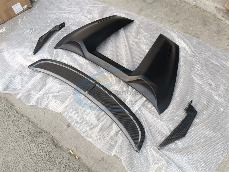 

Suitable for Porsche Boxster 718 981 refitting carbon fiber hump wing tail.