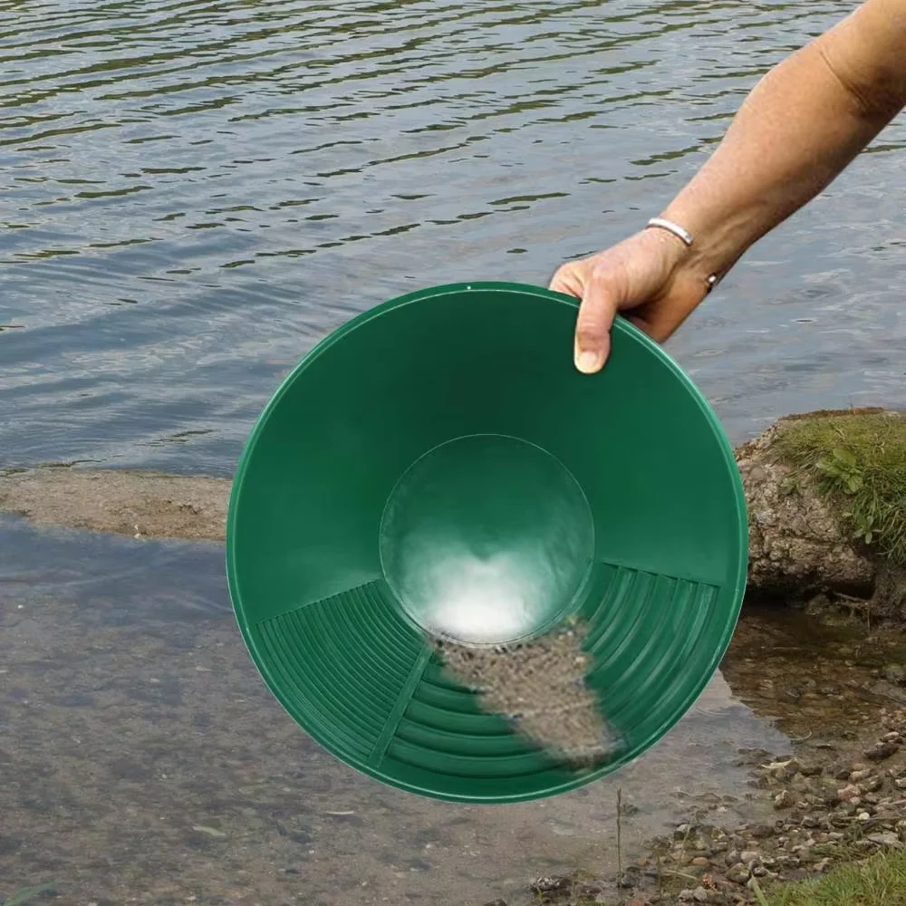 Gold Panning Pan 15 inches Gold Sifting Classifier Washing Sieve Tray Green Accessory Tool