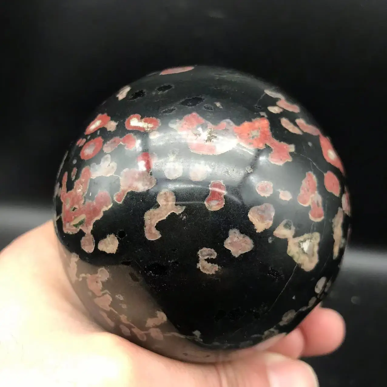 

Natural Plum Stone Ball, Stone With Powerful Energy Fluctuations Physiotherapy Stone Home Decor