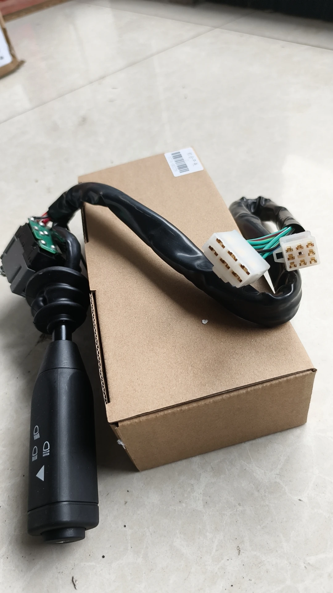 Chinese Bus Parts Yutong Bus Combination Switch 3774-00278 Affordable Price