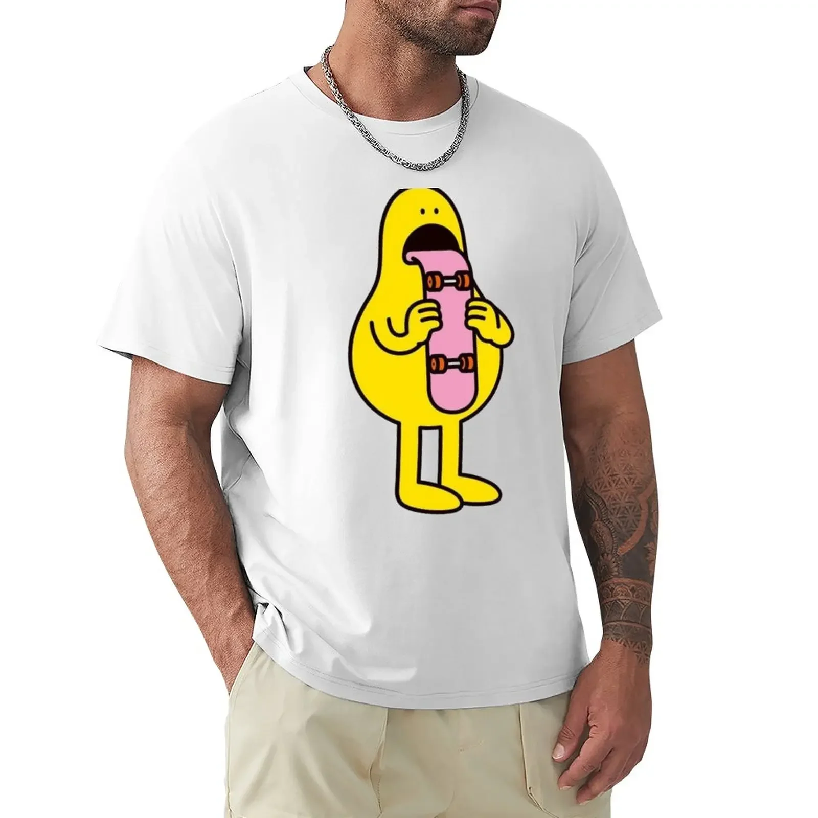 

Yellow guy with skateboard tongue T-Shirt korean fashion Short sleeve tee funnys men clothes blacks customs mens t shirts pack